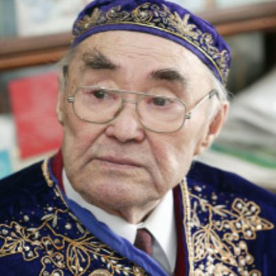 Мұзафар Әлімбаев 