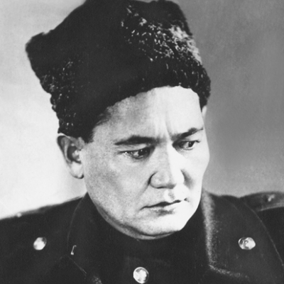 Бауыржан Момышұлы 