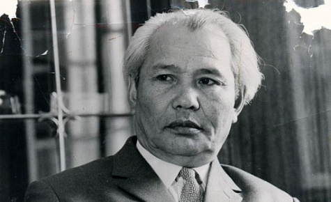 Ілияс Есенберлин 