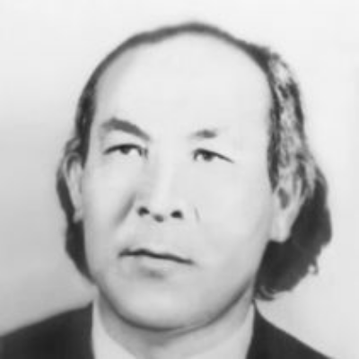 Өмірзақ Қожамұратов 