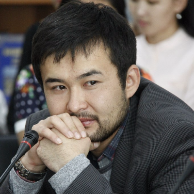 Бекзат Смадияр