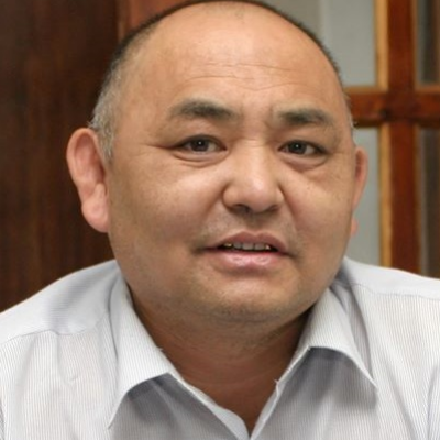 Таласбек Әсемқұлов  