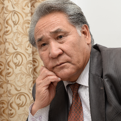 Бегімбай Ұзақбаев 