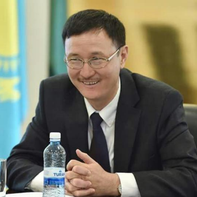 Мұхтар Кәрібай