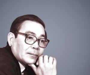 САҒИ ЖИЕНБАЕВ. КӨРІНГЕН КӨЗГЕ ЕЛЕҢДЕП