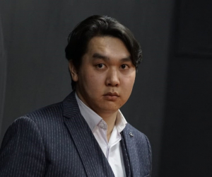 ӘЛІШЕР РАХАТ: ЗАМАН ӨНЕРДІ ЖЕКПЕ-ЖЕККЕ ШАҚЫРЫП ТҰРҒАНДАЙ...