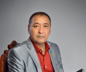 АБЗАЛ БӨКЕН: КЛАССИКТІК ОРНЫН ҚОЛДАН ЖАСАП АЛҒАНДАР ДА АЗ ЕМЕС