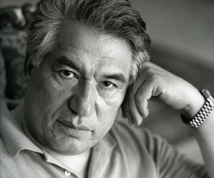 ШЫҢҒЫС АЙТМАТОВ. АТАДАН ҚАЛҒАН ТҰЯҚ