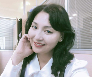 АЛМА АҚЫЛБАЙҚЫЗЫ. ЖҮРЕГІМ ӘЛДЕНЕНІ ТҰРАДЫ АҢСАП...