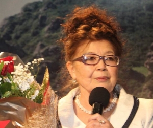 МАҒИРА ҚОЖАХЕТОВА. ЖАЛҒЫЗ ҰЛДЫҢ КЕЛІНШЕГІ