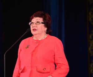 АҚҰШТАП БАҚТЫГЕРЕЕВА: КІСІЛІК ПЕН МЕЙІРІМДІ САҒЫНАМЫН