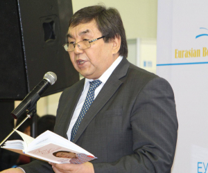 ҒАЛЫМ ЖАЙЛЫБАЙ: «МЕНІҢ ӘДЕБИ ОРТАМ – ЖҮРЕГІМ»