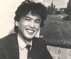 ТҰРСЫН ЖҰМАШ. АДАМ ҰҒЫП БОЛМАЙТЫН САҒЫНЫШПЫН...