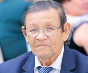 ҮМБЕТБАЙ УАЙДИН. ШЫР-ПЫР